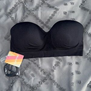 NEW YUMMIE SIZE LG BANDEU BRA WITH REMOVABLE STRAPS NWT